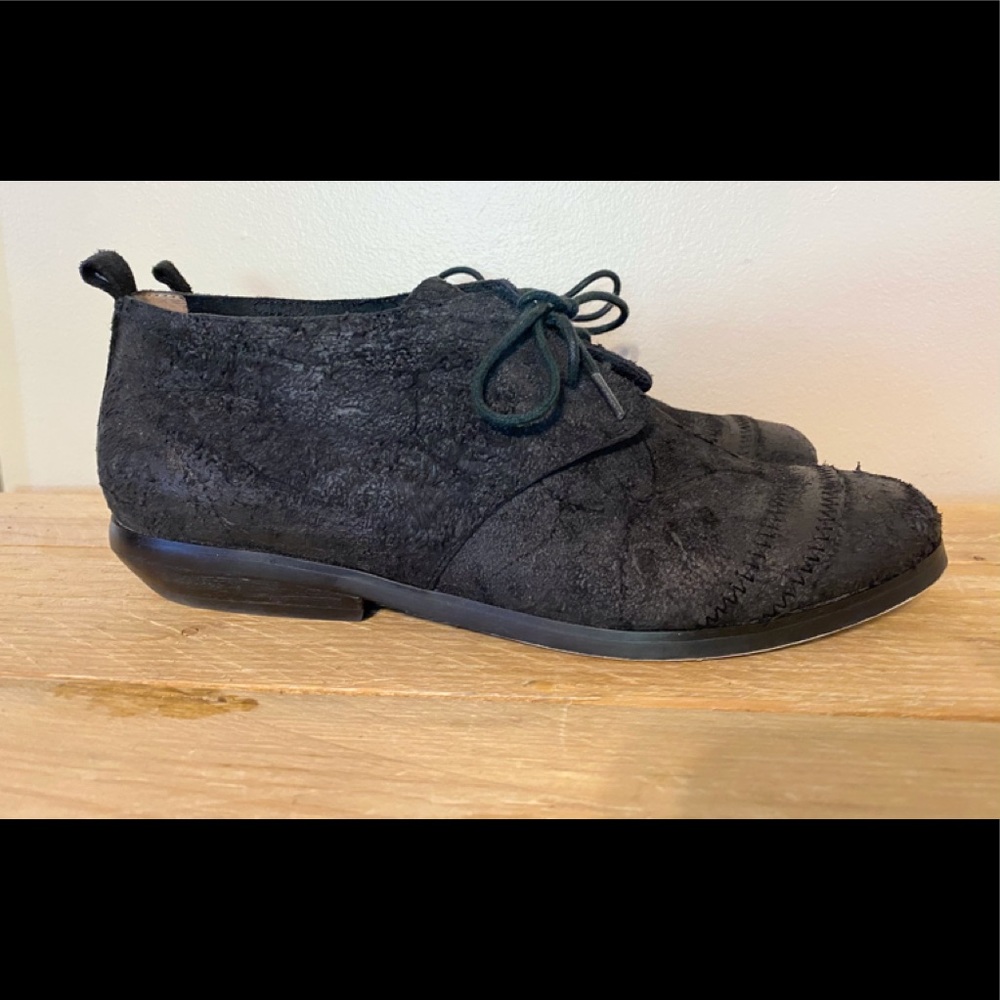 EUC Women’s Modern Vintage Shoe Distressed